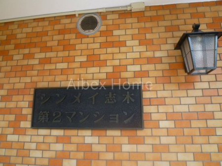 GgX@-