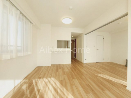 ���r���O�@-