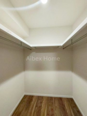 ���[�@�E�H�[�N�C���N���[�[�b�g