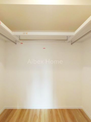 ���[�@�E�H�[�N�C���N���[�[�b�g