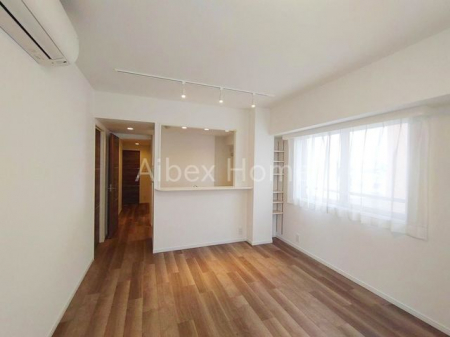 ���r���O�@-