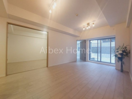 ���r���O�@-