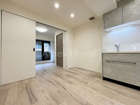 ���r���O�@-