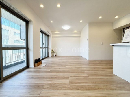 ���r���O�@-