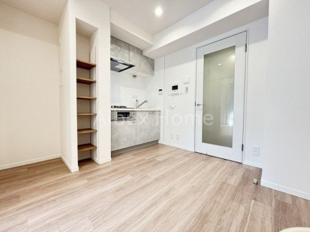 ���r���O�@-