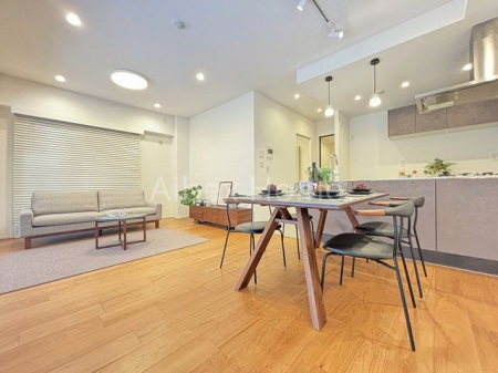 ���r���O�@-