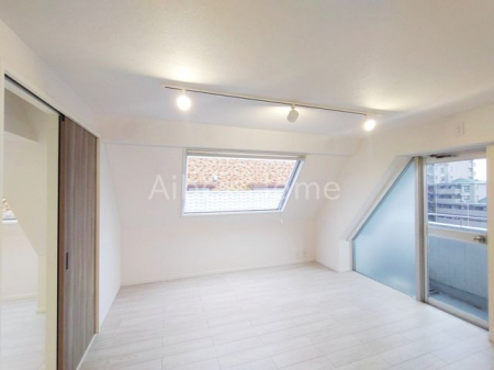 ���r���O�@-