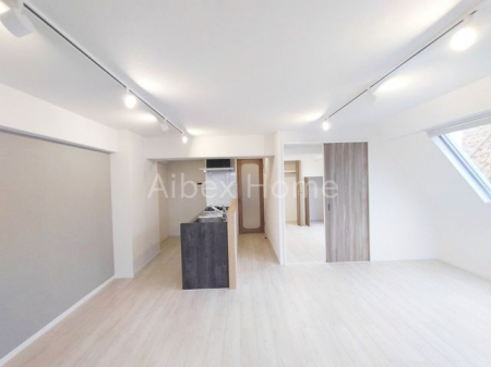 ���r���O�@-