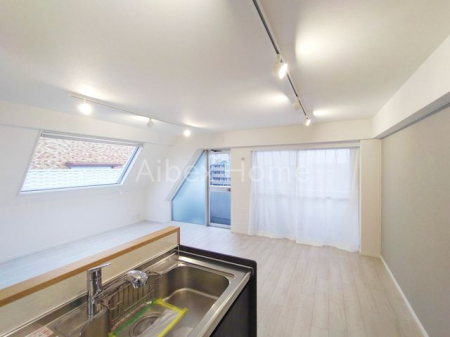 ���r���O�@-