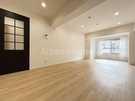 ���r���O�@-