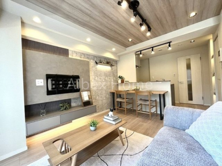 ���r���O�@-