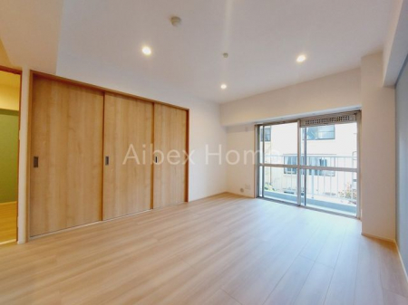 ���r���O�@-