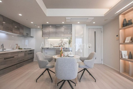 ���r���O�@-