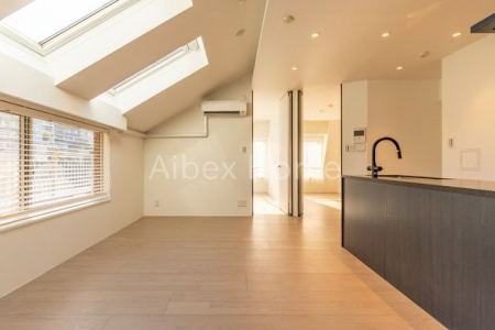 ���r���O�@-