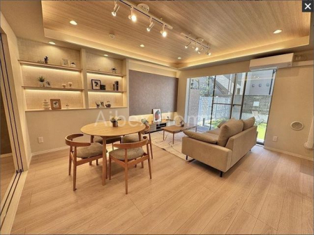 ���r���O�@-