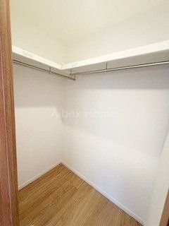 ���[�@�E�H�[�N�C���N���[�[�b�g