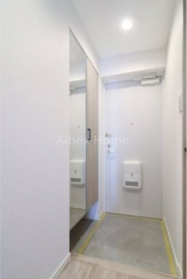 ���ց@-